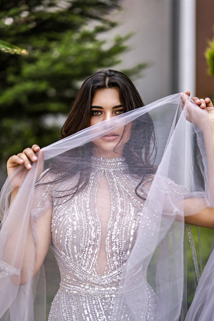 Emilee Taş İşlemeli Trompet Kollu Uzun Abiye Elbise - The Bride's Bliss