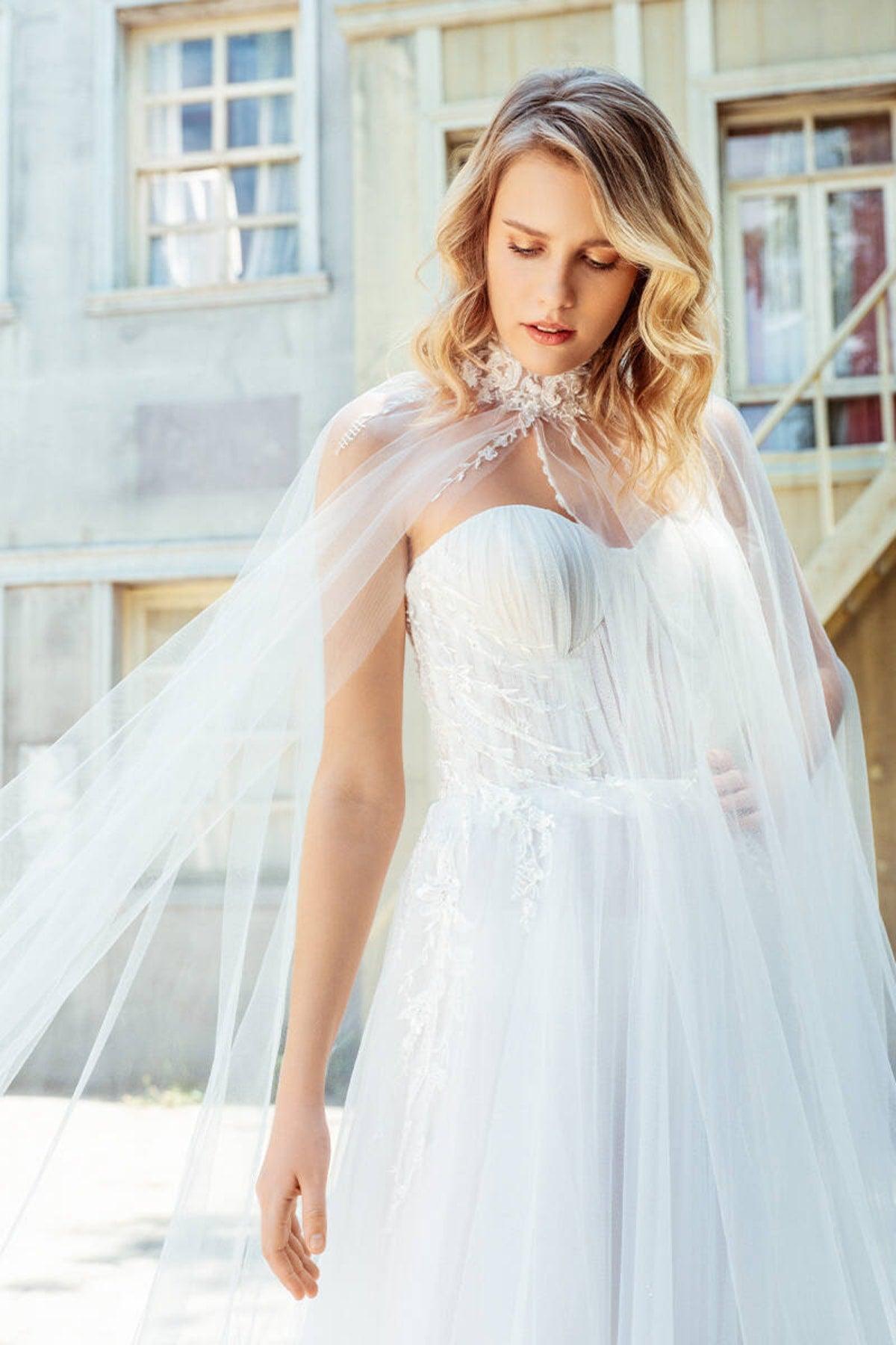 Bridia Straplez Pelerinli A Kesim Gelinlik - The Bride's Bliss