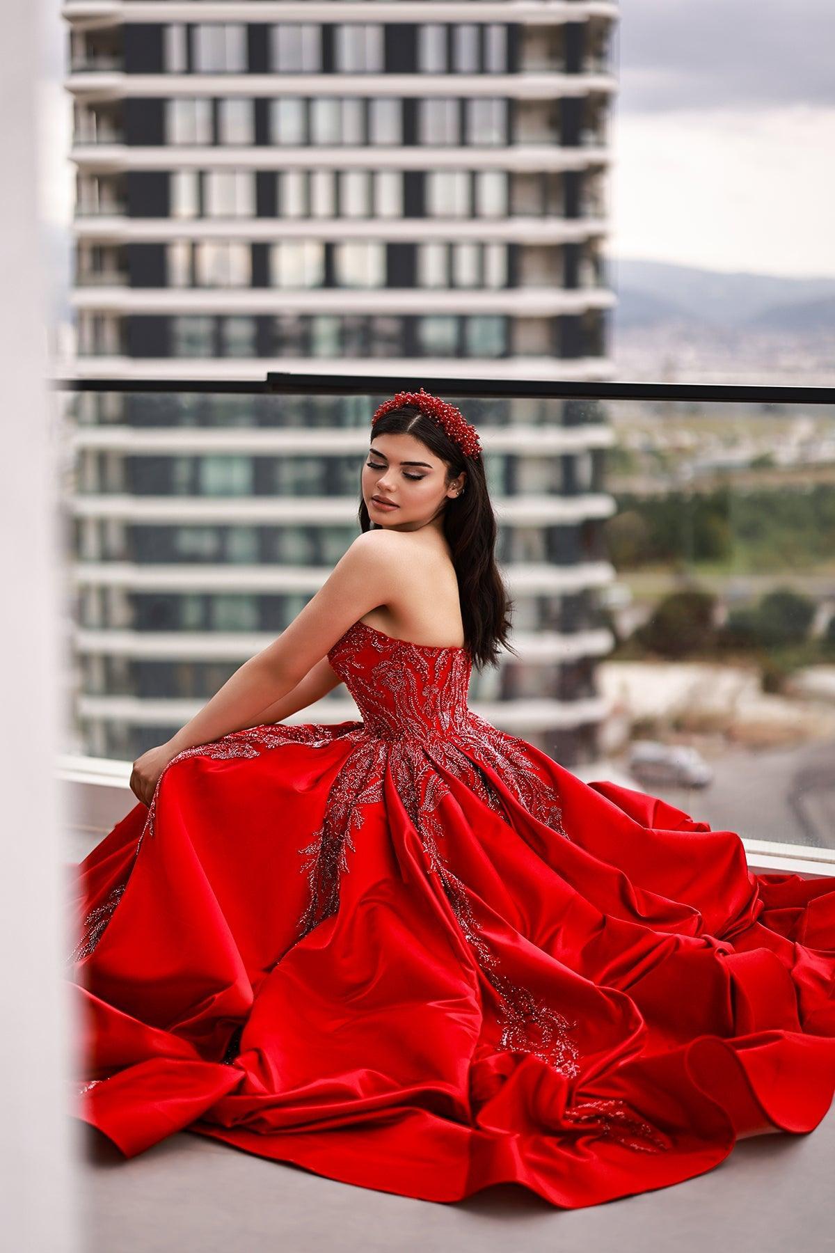 Cheryy Asimetrik Kollu Dantel İşlemeli Kınalık - The Bride's Bliss