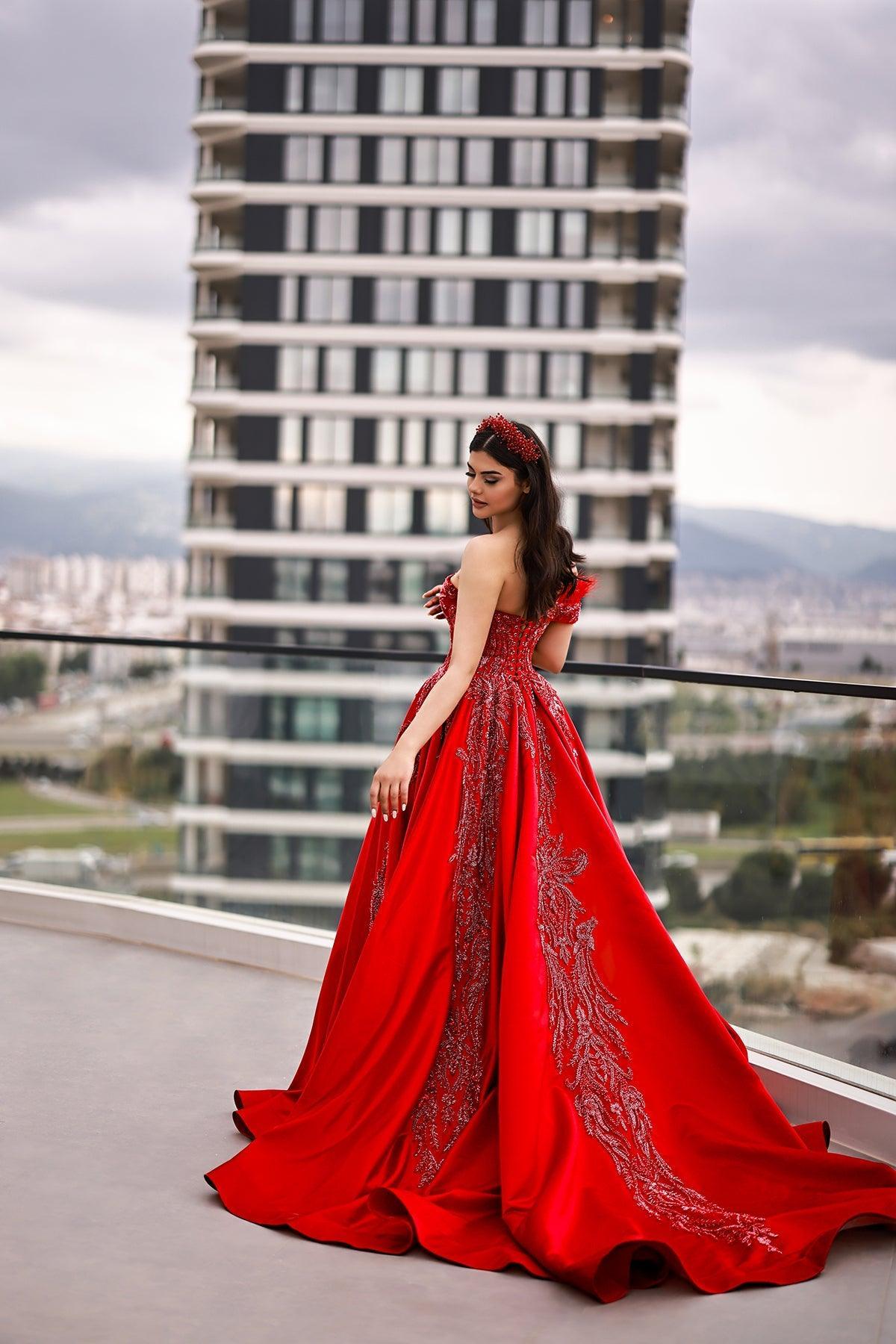 Cheryy Asimetrik Kollu Dantel İşlemeli Kınalık - The Bride's Bliss
