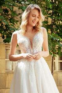 Grey Trim Şeritli V Yaka A Kesim Gelinlik - The Bride's Bliss