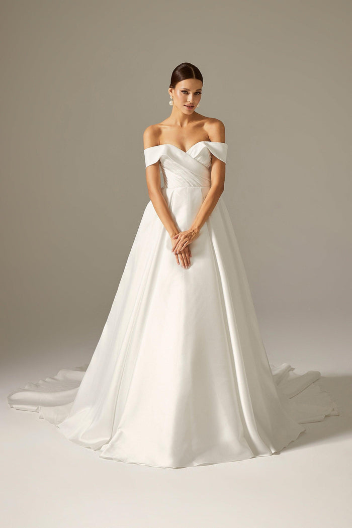 Martha Saten Drapeli A Kesim Gelinlik - The Bride's Bliss