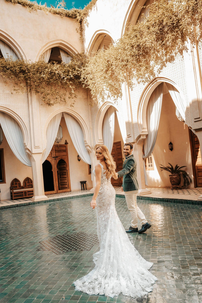 Nora Mariquine Fransız Dantel Balık Gelinlik - The Bride's Bliss