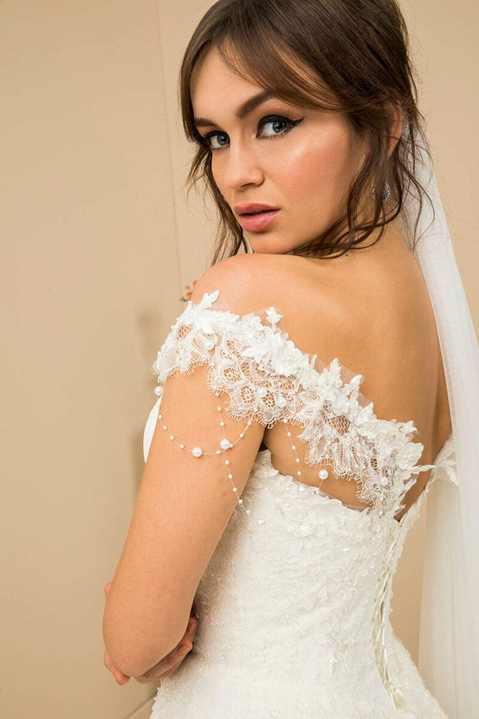 Pearl Drapeli V Yaka Helen A Kesim Gelinlik - The Bride's Bliss